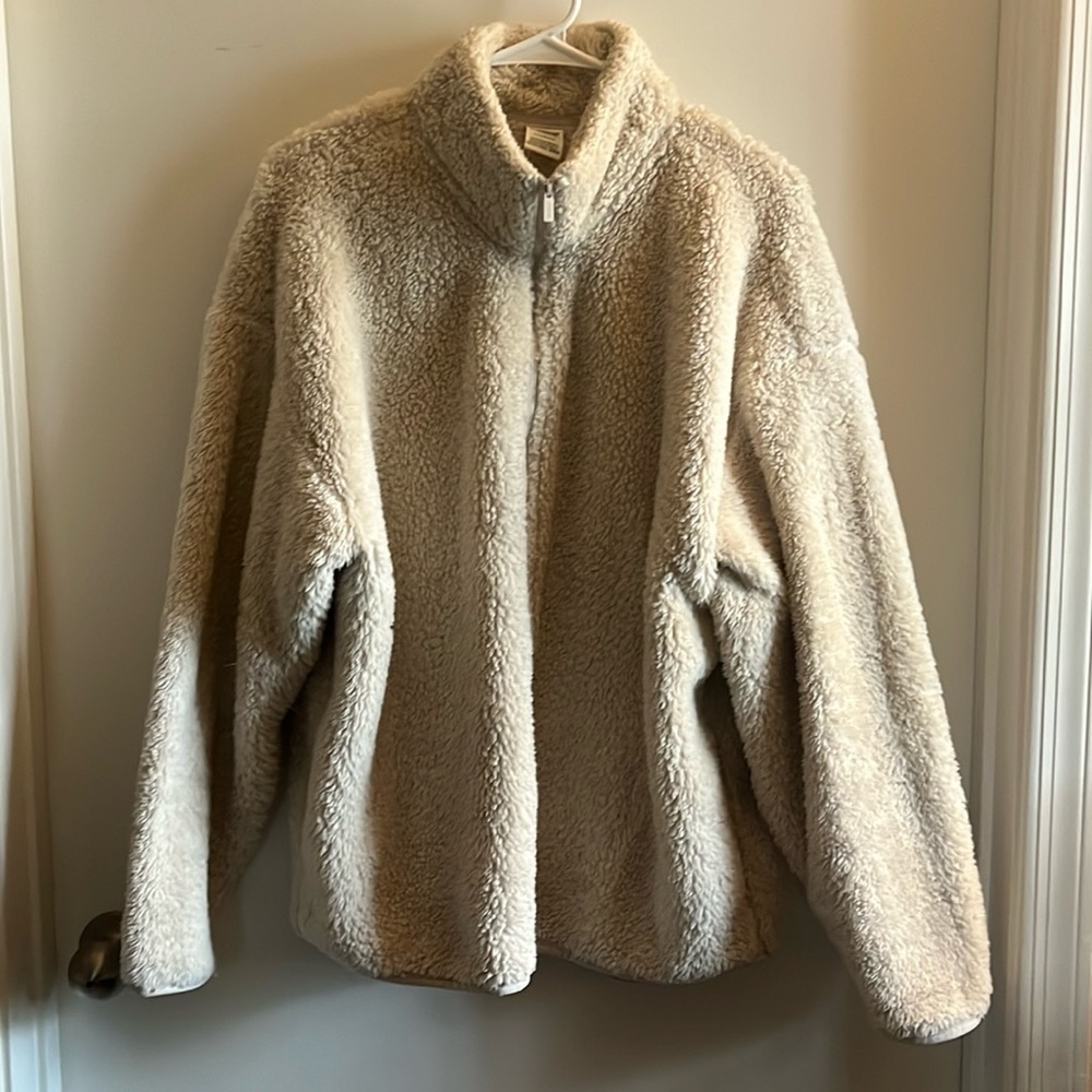 Women’s PINK zip up sweater